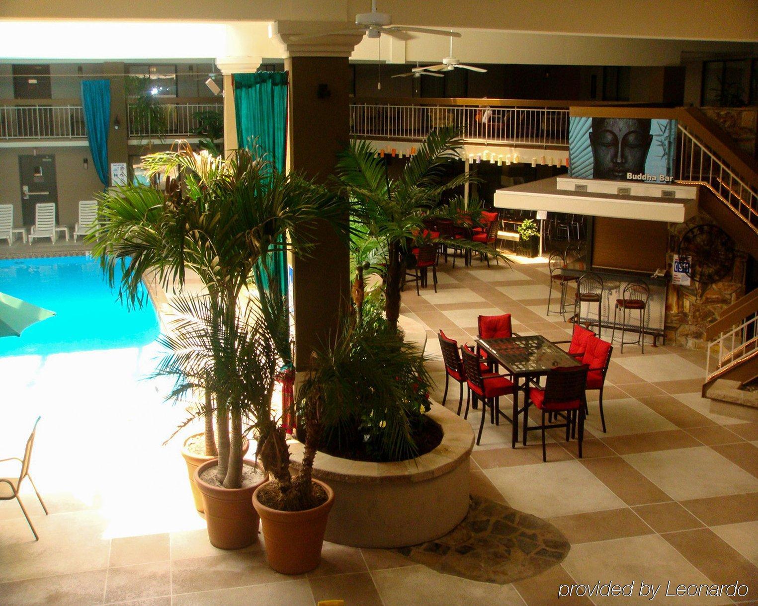 Plaza Inn & Suites Hagerstown Buitenkant foto