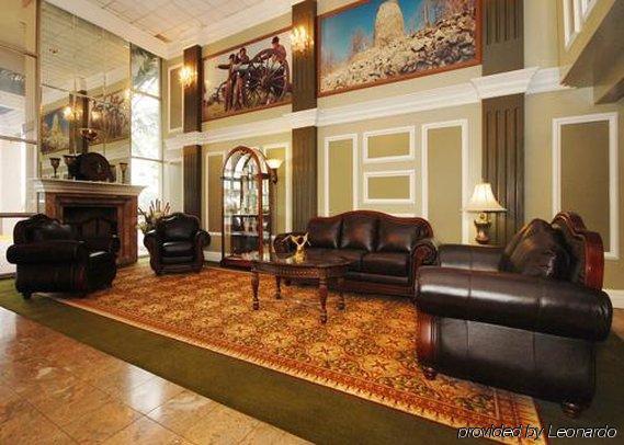 Plaza Inn & Suites Hagerstown Buitenkant foto
